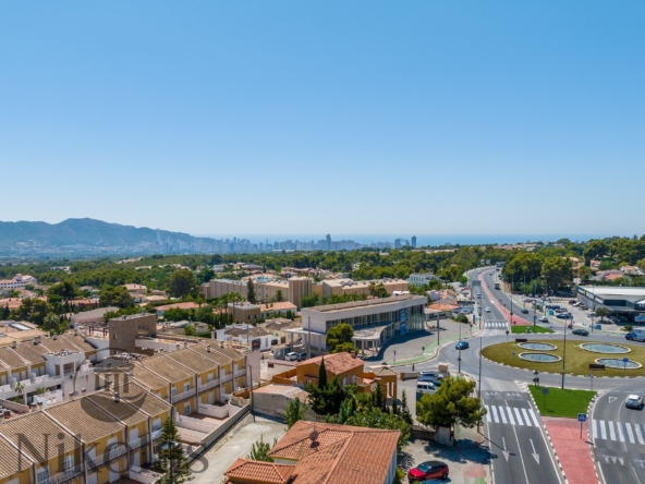 Polyclinic for sale costa blanca